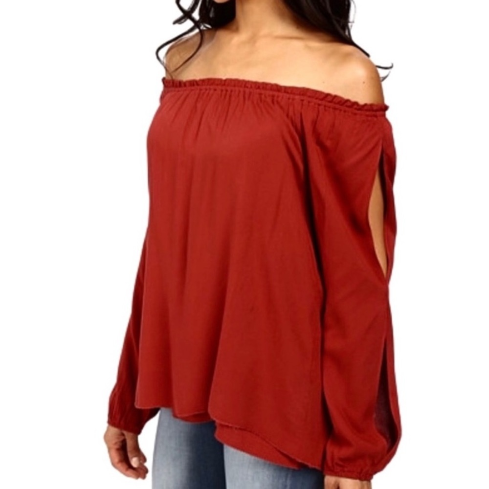Sanctuary off the shoulder chantel top size Small